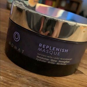 Monat  hydration masque